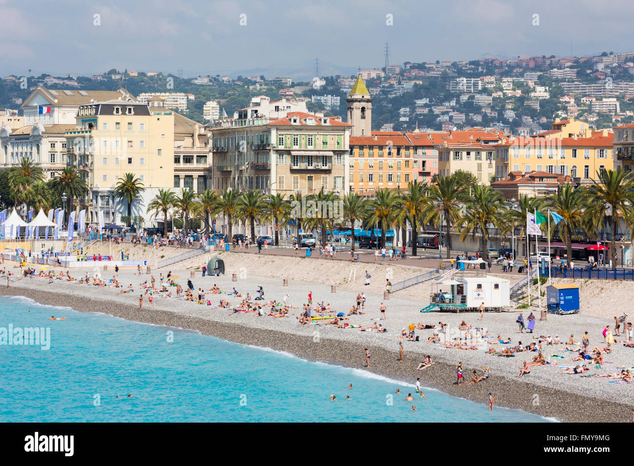 Nice, Côte d'Azur, Cote d'Azur, France. Plage et de la Promenade des Anglais. Banque D'Images