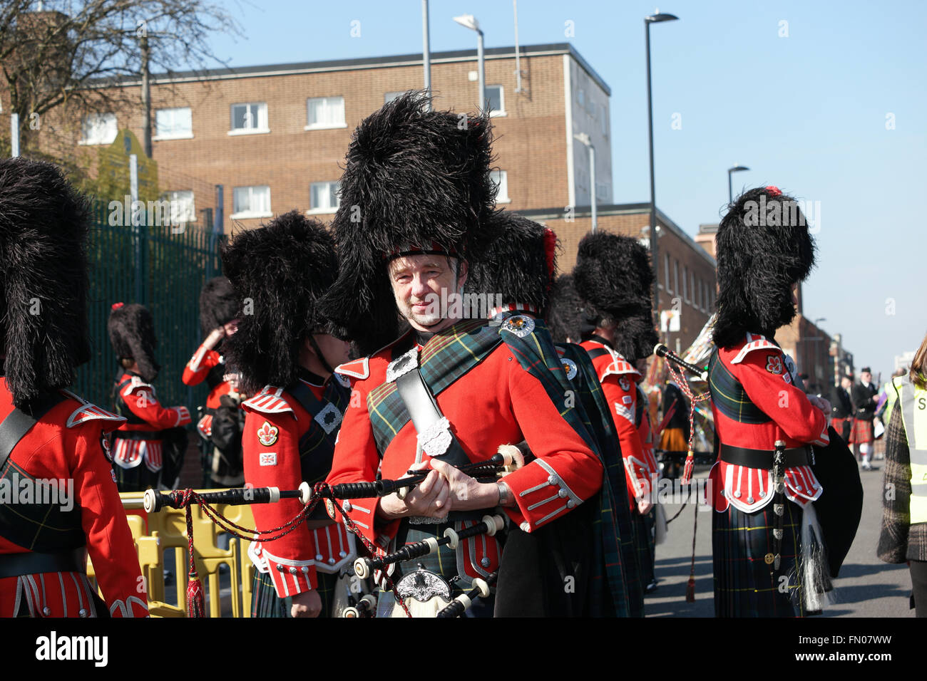 Birmingham, UK. 13 mars, 2016. St Patricks Day célébrations le dimanche avant le jour j. Parade à travers le centre-ville de Birmingham 13 mars 2016. Birmingham ENgland Crédit : Terry Mason / Alamy Live News Banque D'Images