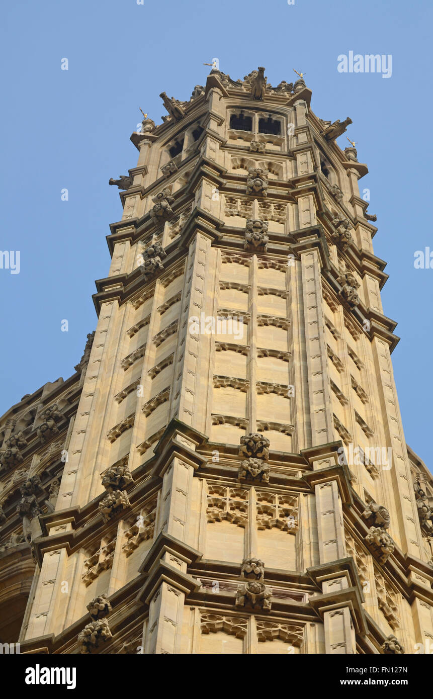 Structure du Palais de Westminster, lieu de rencontre de la Chambre des communes et de la Chambre des lords. Tour Victoria dans le coin sud-ouest Banque D'Images