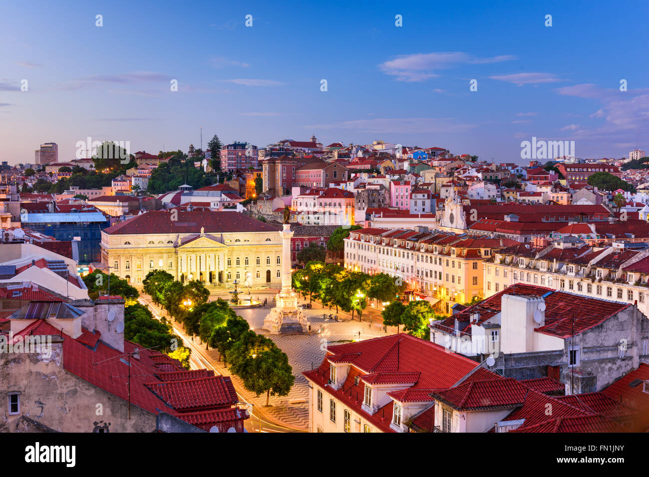 Lisbonne, Portugal skyline sur la place Rossio. Banque D'Images