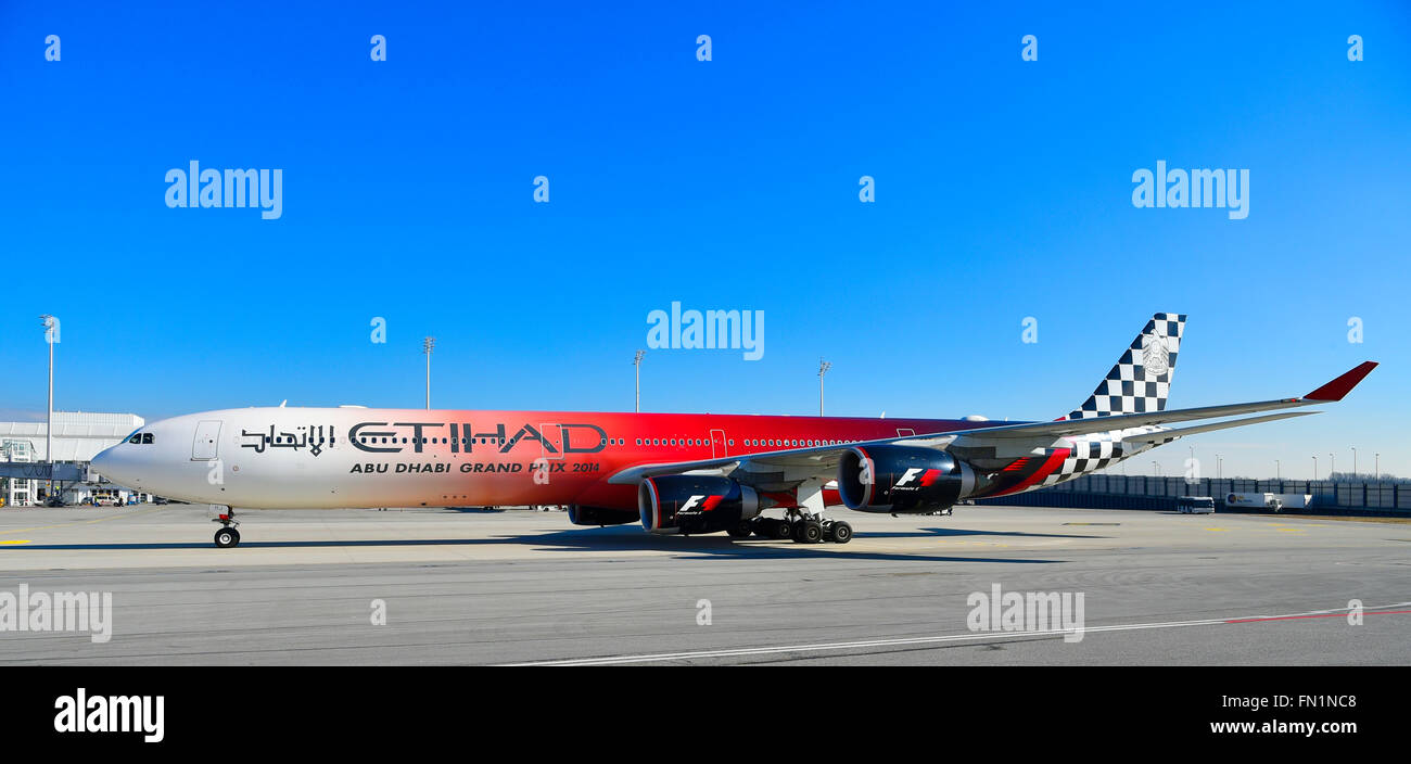 Etihad, F1, Formule 1, Grand Prix d'Abu Dhabi, 2014, Airbus, A 340, avion, aéroport, vue, panorama, vue, line up, d'aéronefs, Banque D'Images