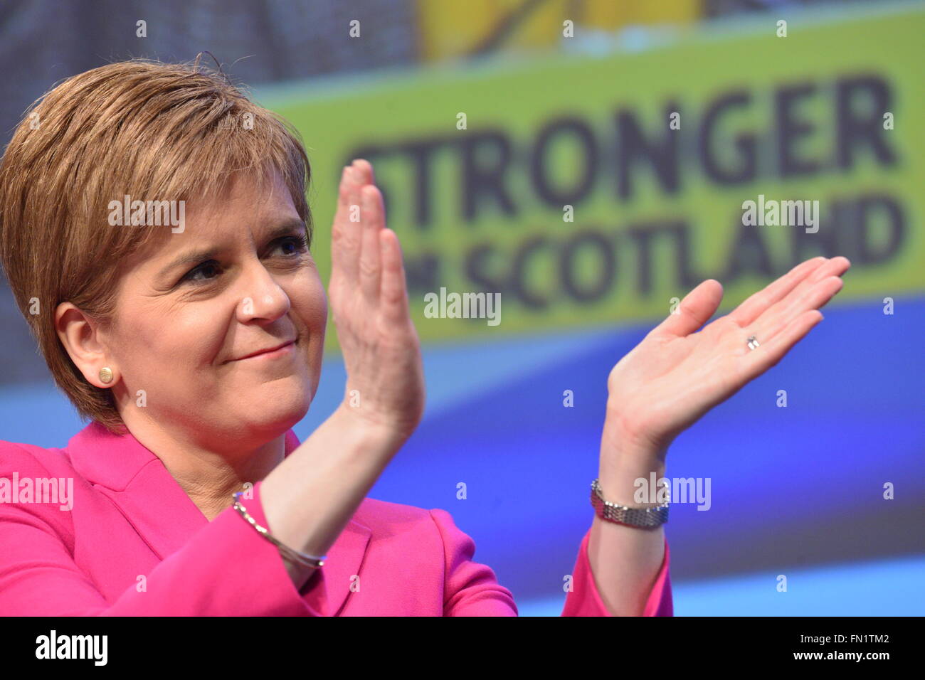 Glasgow, Ecosse, GBR - 13 Mars : Nicola Sturgeon MSP - Premier Ministre de l'Écosse et chef de parti - le dernier jour du Parti national écossais (SNP) Conférence de printemps qui a eu lieu le dimanche 13 mars 2016 à Glasgow, en Écosse. Banque D'Images