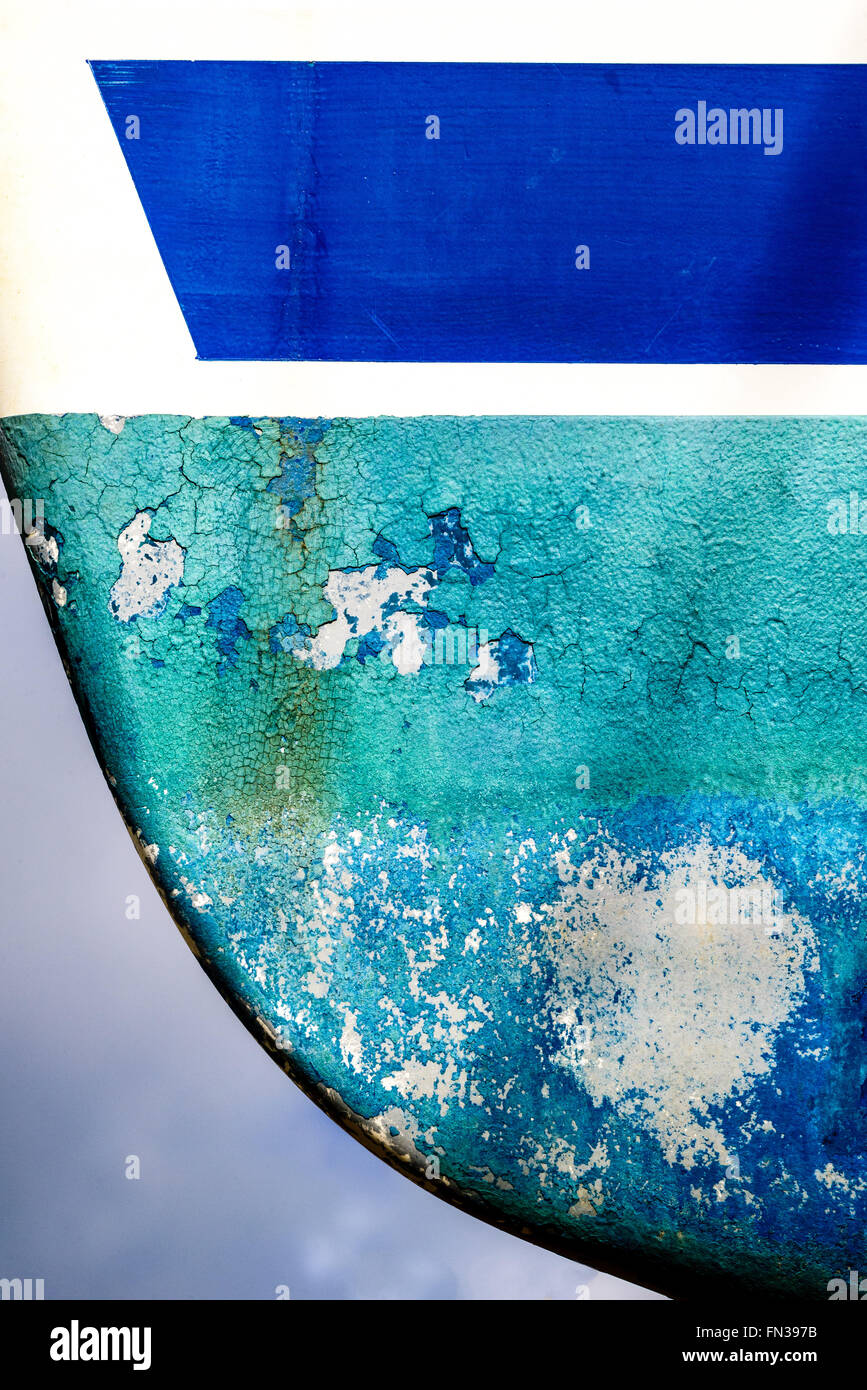 Des modèles d'érosion sur les coques de bateaux disponibles, Antigua Slipway, English Harbour, Antigua Banque D'Images
