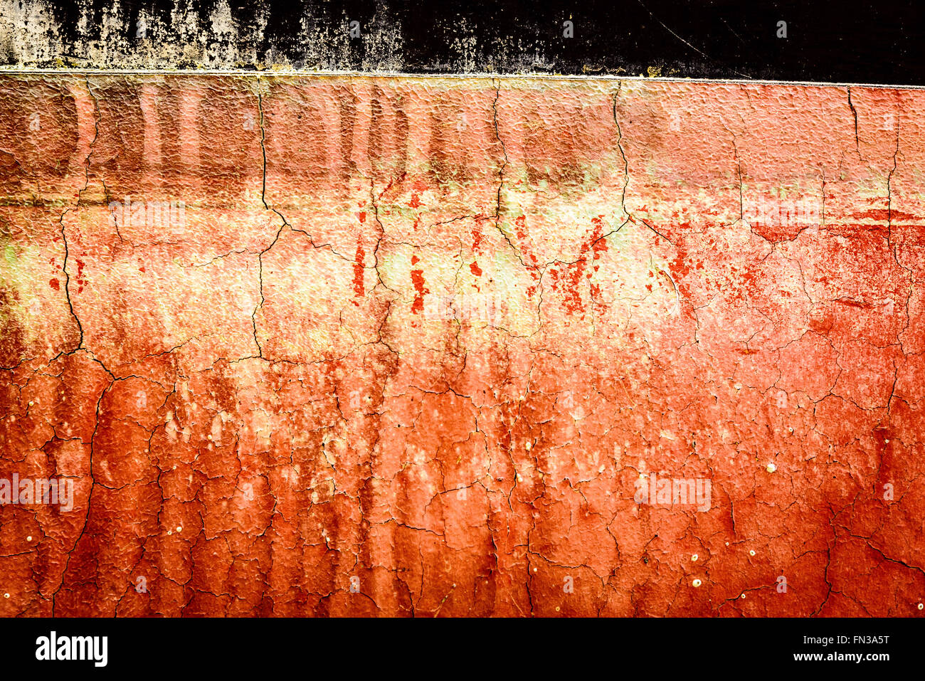 Des modèles d'érosion sur les coques de bateaux disponibles, Antigua Slipway, English Harbour, Antigua Banque D'Images