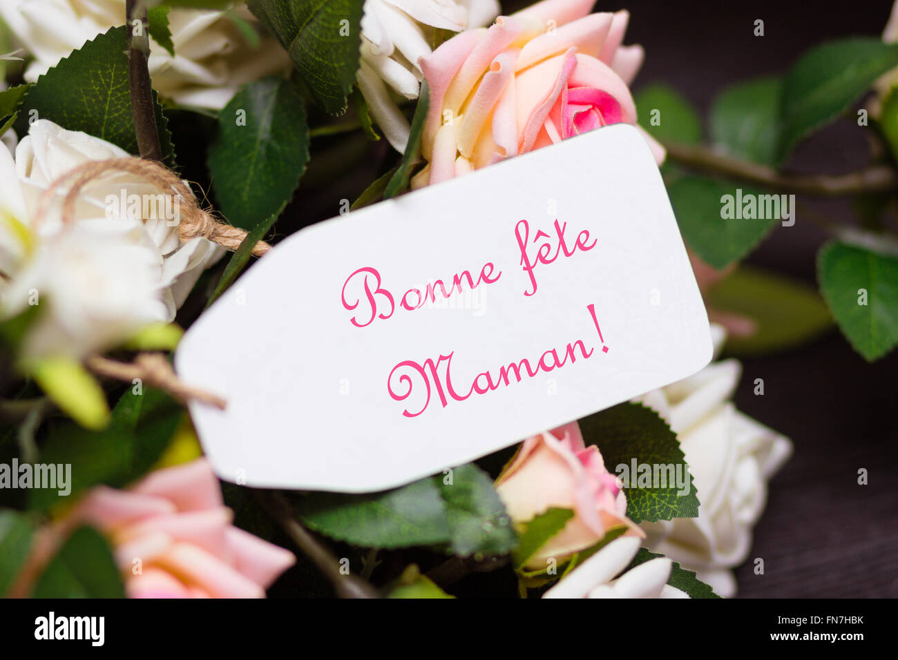 La fête des mères, carte de félicitations français rustique avec des roses Banque D'Images