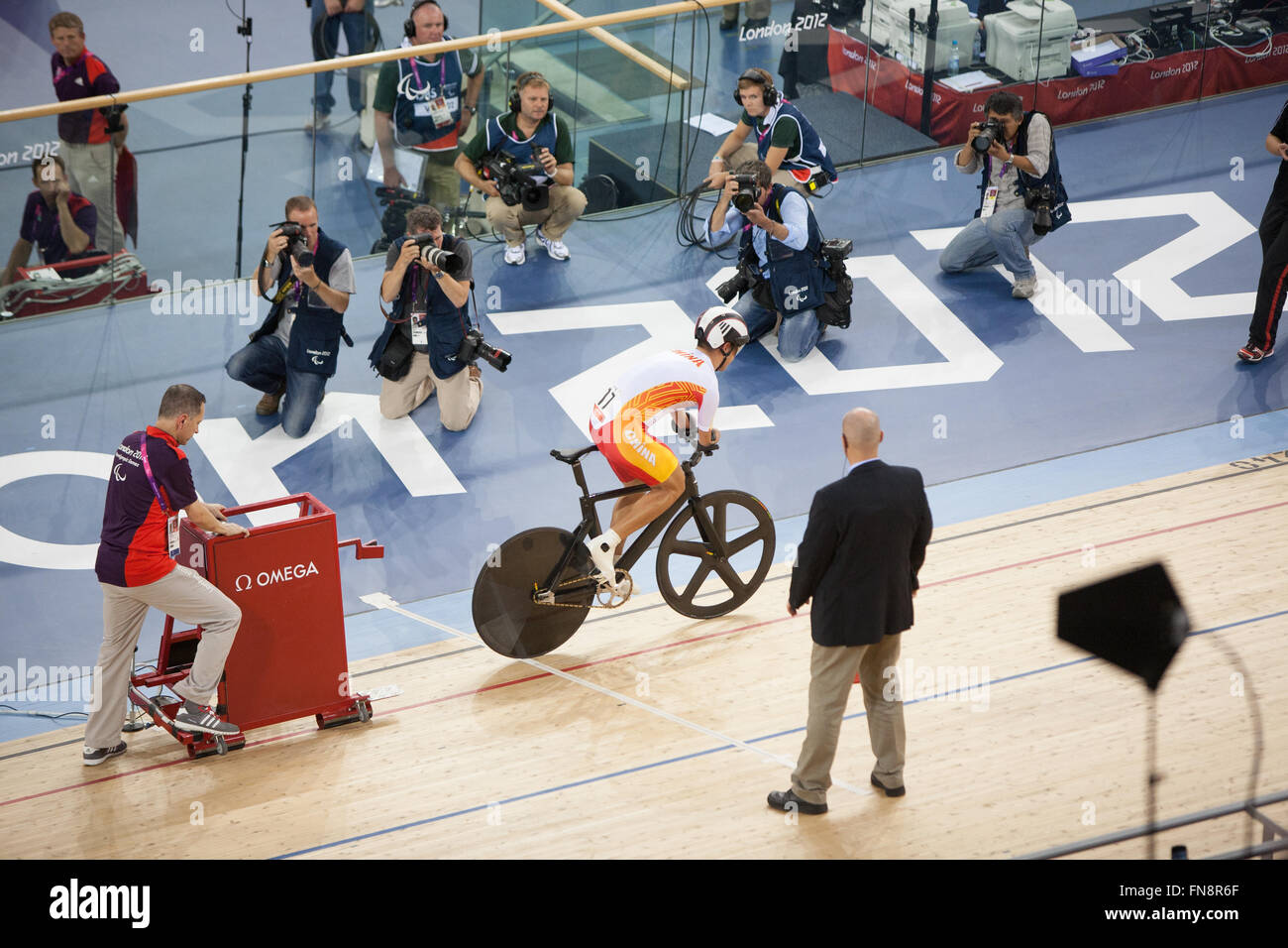 Cycliste sportif chinois sans les mains. Jeux paralympiques de Londres,2012,Angleterre,,Royaume-Uni. Banque D'Images