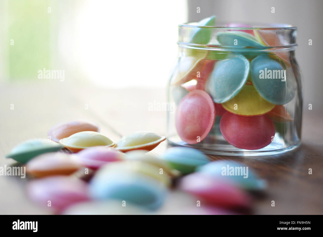 Pot de couleur pastel bonbons soucoupe volante Banque D'Images