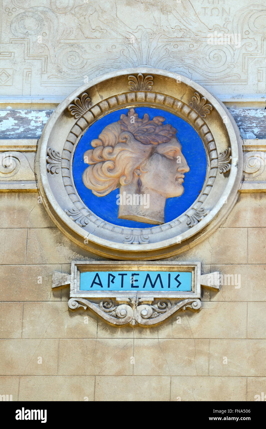 Xixe siècle médaillon ou mur Peinture Portrait d'Artémis Château Beaupin Marseille Banque D'Images