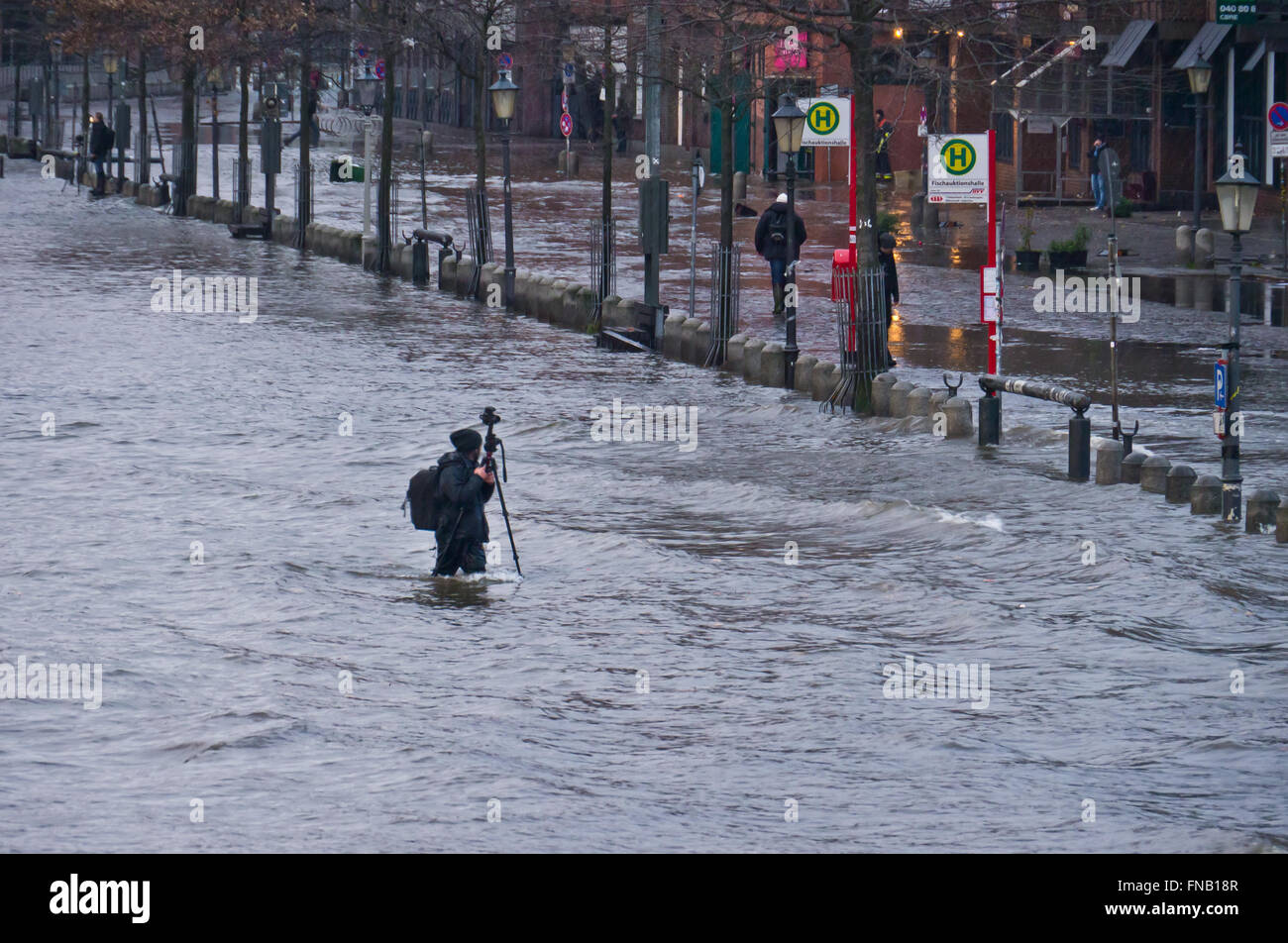 Les inondations pluviales du port de Hambourg Banque D'Images