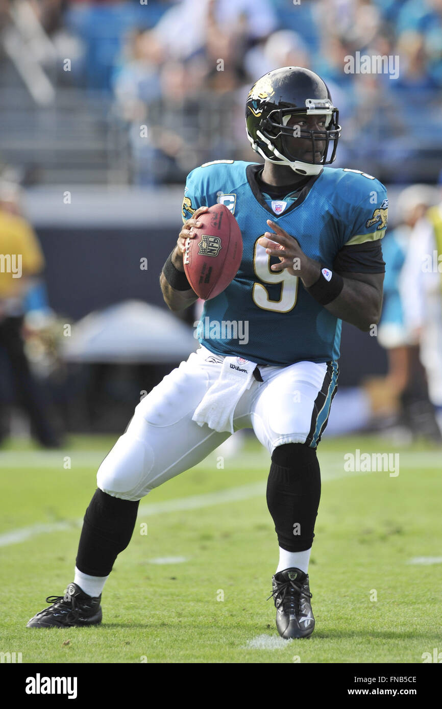 Jacksonville, Floride, USA. 23 Dec, 2007. Jacksonville Jaguars quarterback David Garrard (9) au cours de l'avocats adjoints 49-11 victoire contre les Raiders d'Oakland à Jacksonville Municipal Stadium le 23 décembre 2007 à Jacksonville, en Floride. ZUMA Press/Scott A. Miller © Scott A. Miller/ZUMA/Alamy Fil Live News Banque D'Images