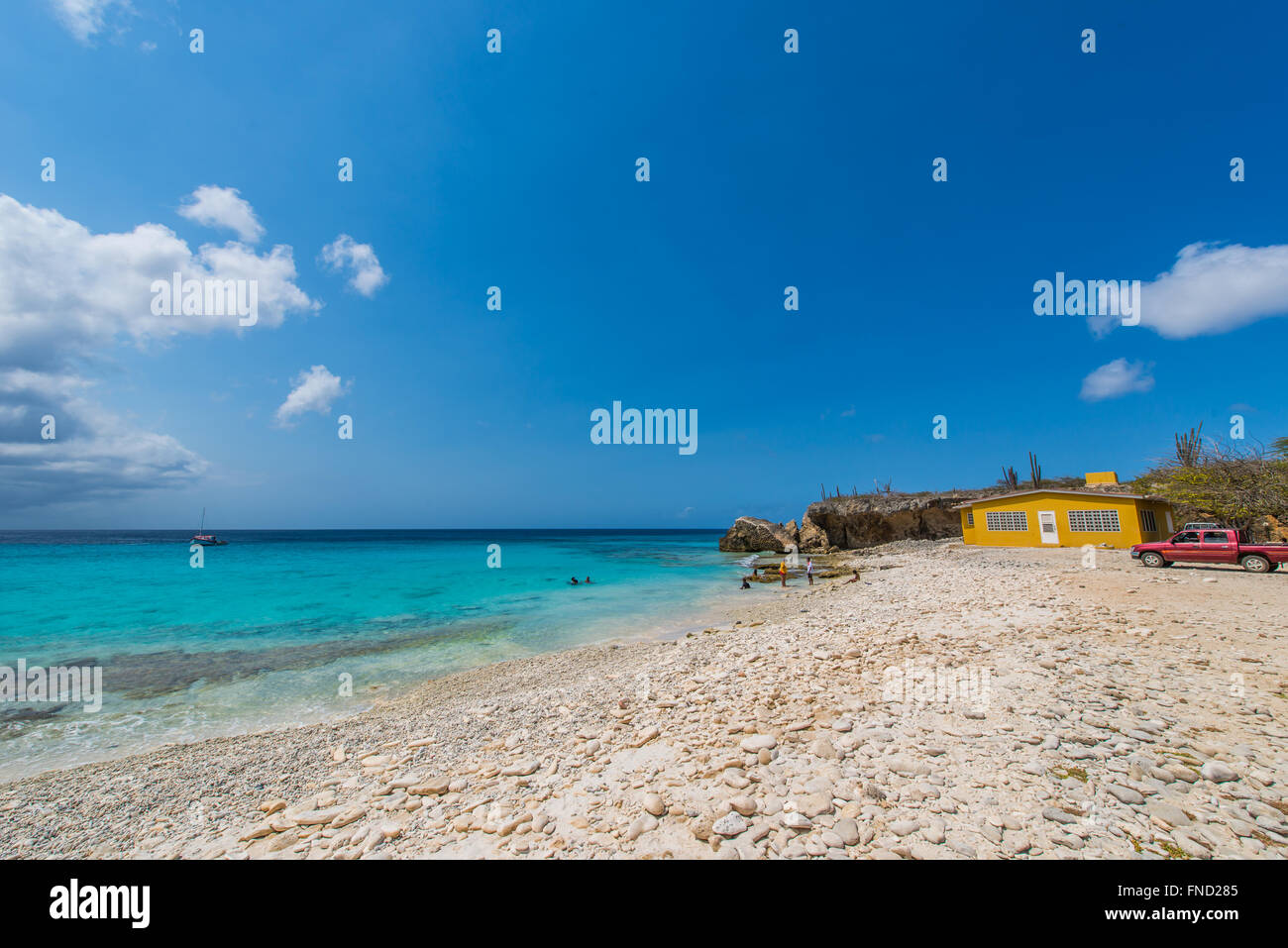 Joli Bonaire avec ses beaux paysages, plages et récifs incroyables. Un paradis pour les sports nautiques et les amoureux de la nature Banque D'Images