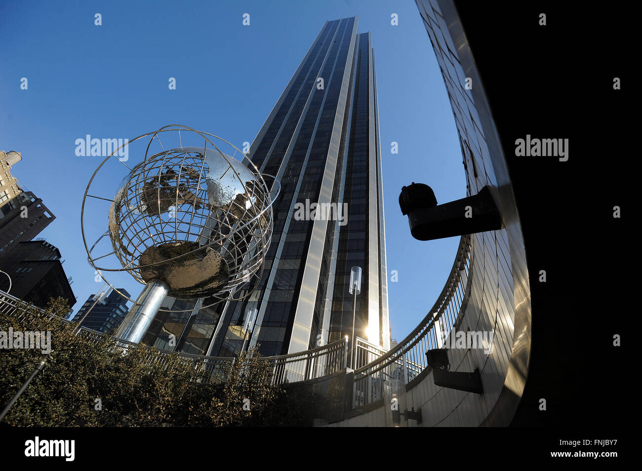 Vue de la Trump International Hotel and Tower est un immeuble de grande hauteur situé au 1 Central Park West, Manhattan. Banque D'Images