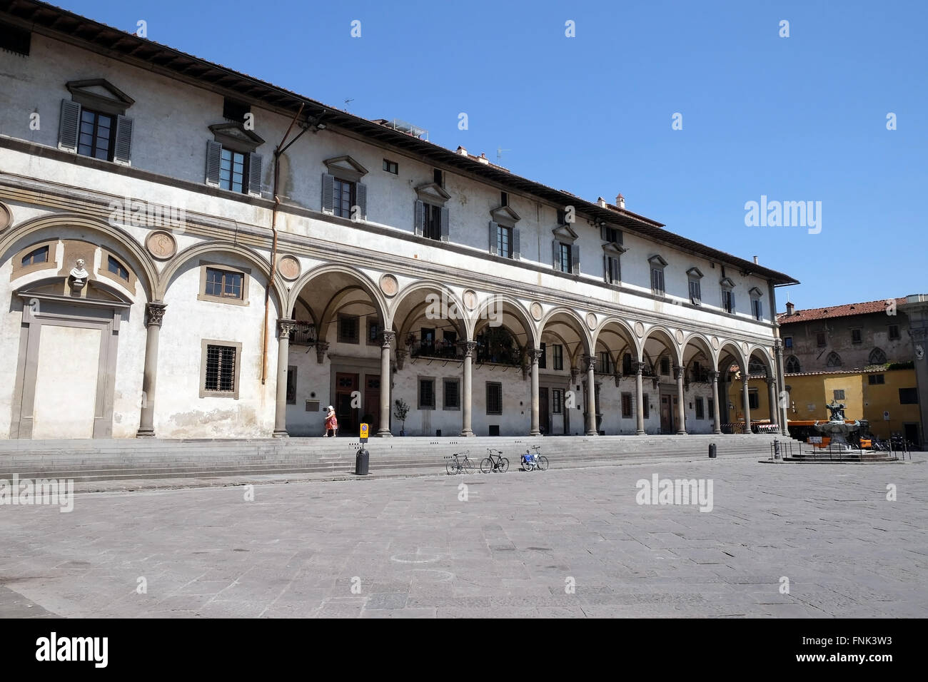 Hôpital Foundling conçu par Brunelleschi à Piazza SS.Annunziata, Florence, Italie Banque D'Images