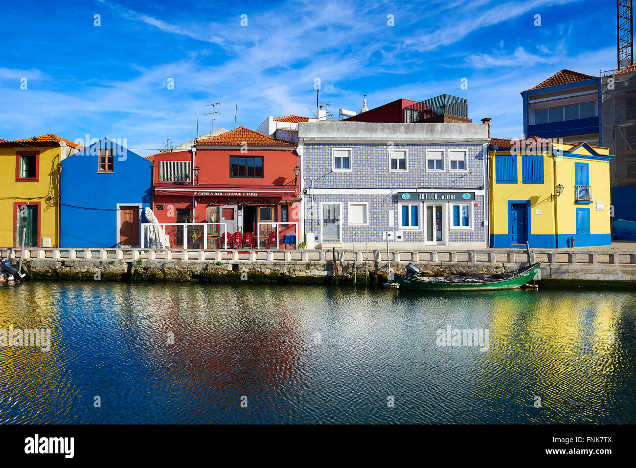 Maisons colorées traditionnelles, Aveiro, Portugal, Europe Banque D'Images