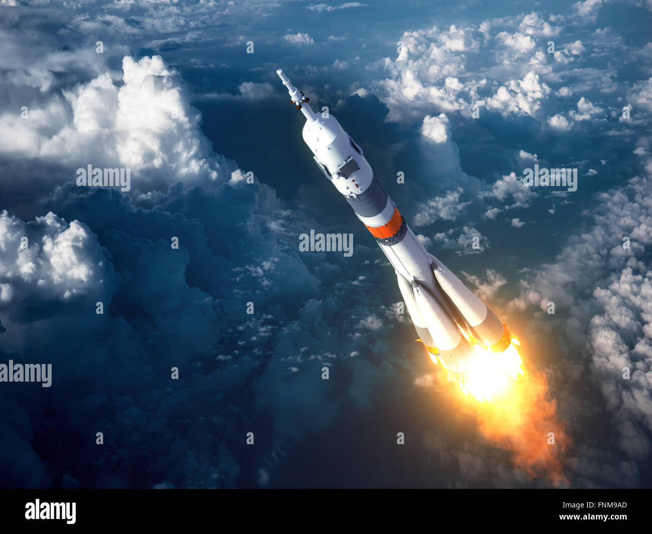 Lancement d'une fusée porteuse dans les nuages. Scène 3D. Banque D'Images