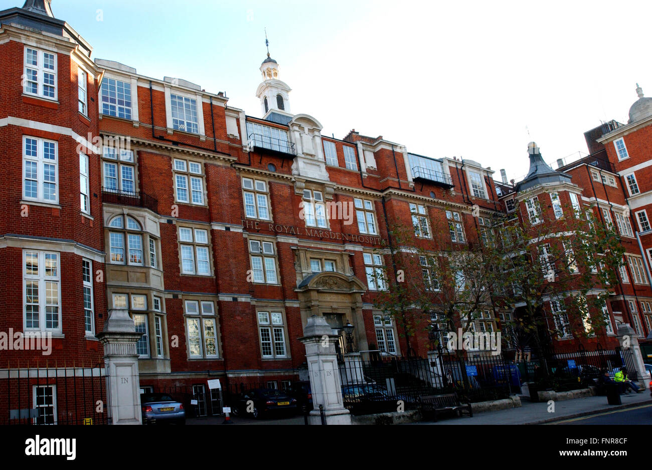 L'entrée fermée au Royal Marsden Hospital de Londres. Royal Marsden Hospital est un hôpital spécialisé dans le traitement du cancer Banque D'Images