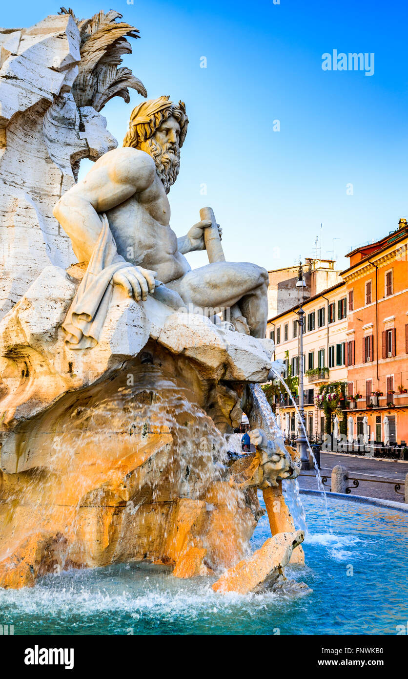 Rome, Italie. Fontaine des Quatre Fleuves (Fontana dei Quattro Fiumi) avec un obélisque. La Piazza Navona est une des plus Banque D'Images