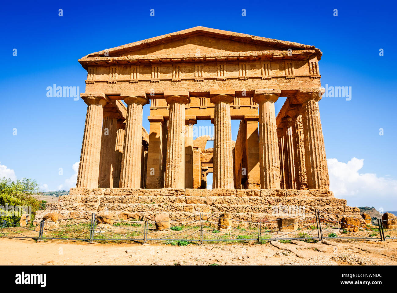 Agrigente, Sicile, Italie. Ercole le grec ancien temple dans la Vallée des Temples, l'île sicilienne. Banque D'Images