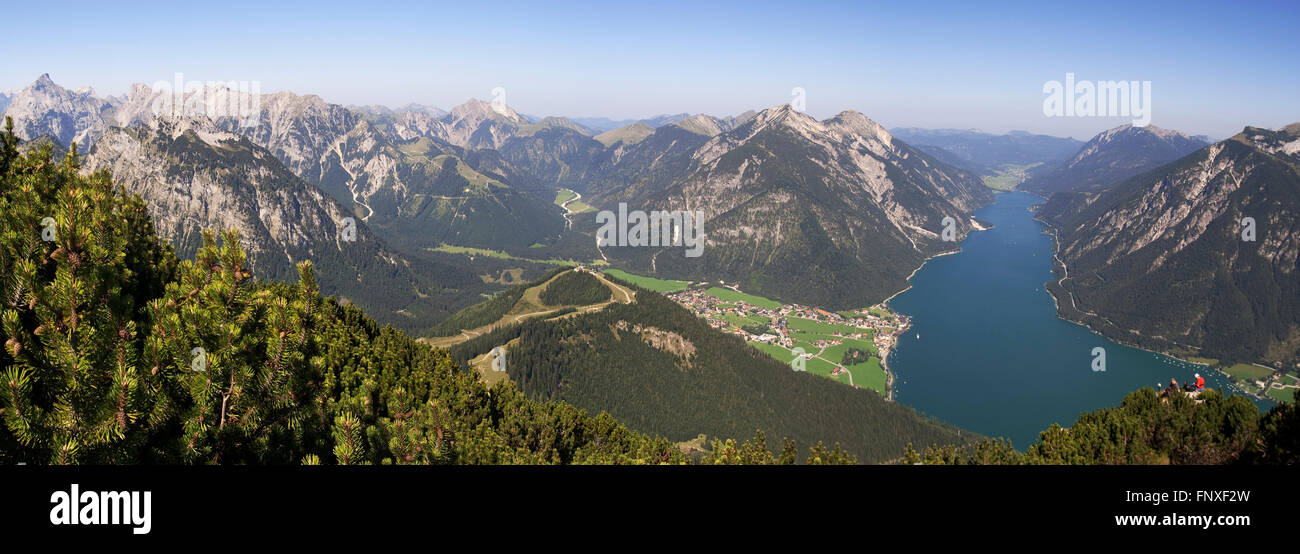 Avec Panorama, Achensee Pertisau et Karwendel Banque D'Images