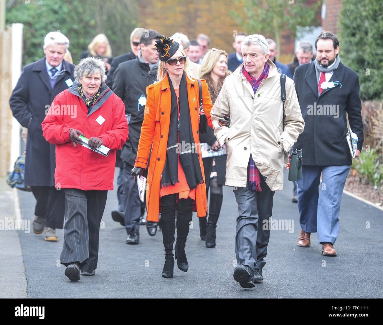 Cheltenham, Gloucestershire, Royaume-Uni. 16 mars, 2016. Ryan Air, DIRECTEUR GÉNÉRAL, Michael O'Leary vu au Festival, Mesdames Jour, l'Hippodrome de Cheltenham, Cheltenham, Gloucestershire.UK Crédit : Jules annan/Alamy Live News Banque D'Images