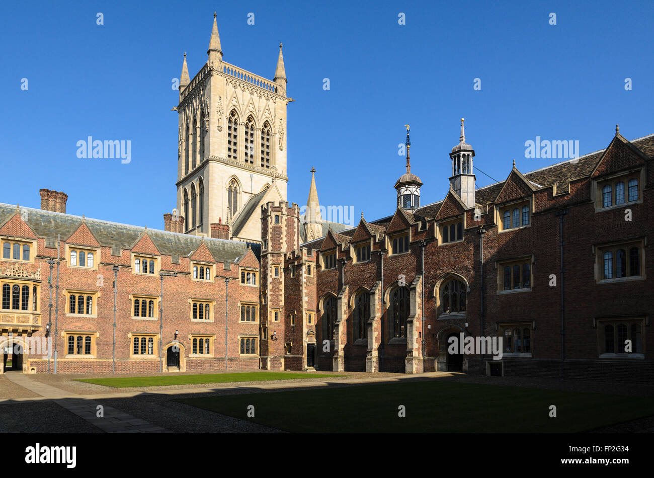 Un quad à St John's College, qui fait partie de l'Université de Cambridge, Angleterre, Royaume-Uni. Banque D'Images