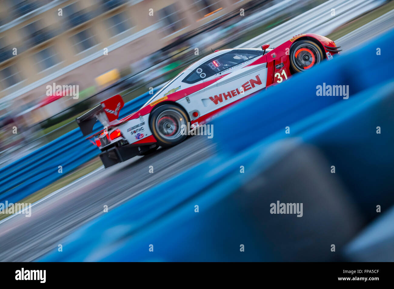 Sebring, en Floride, USA. Mar 17, 2016. L'action Express Racing Corvette DP par l'courses tourne à la Mobil 1 12 Heures de Sebring Sebring International Raceway à Sebring, Floride. Credit : csm/Alamy Live News Banque D'Images