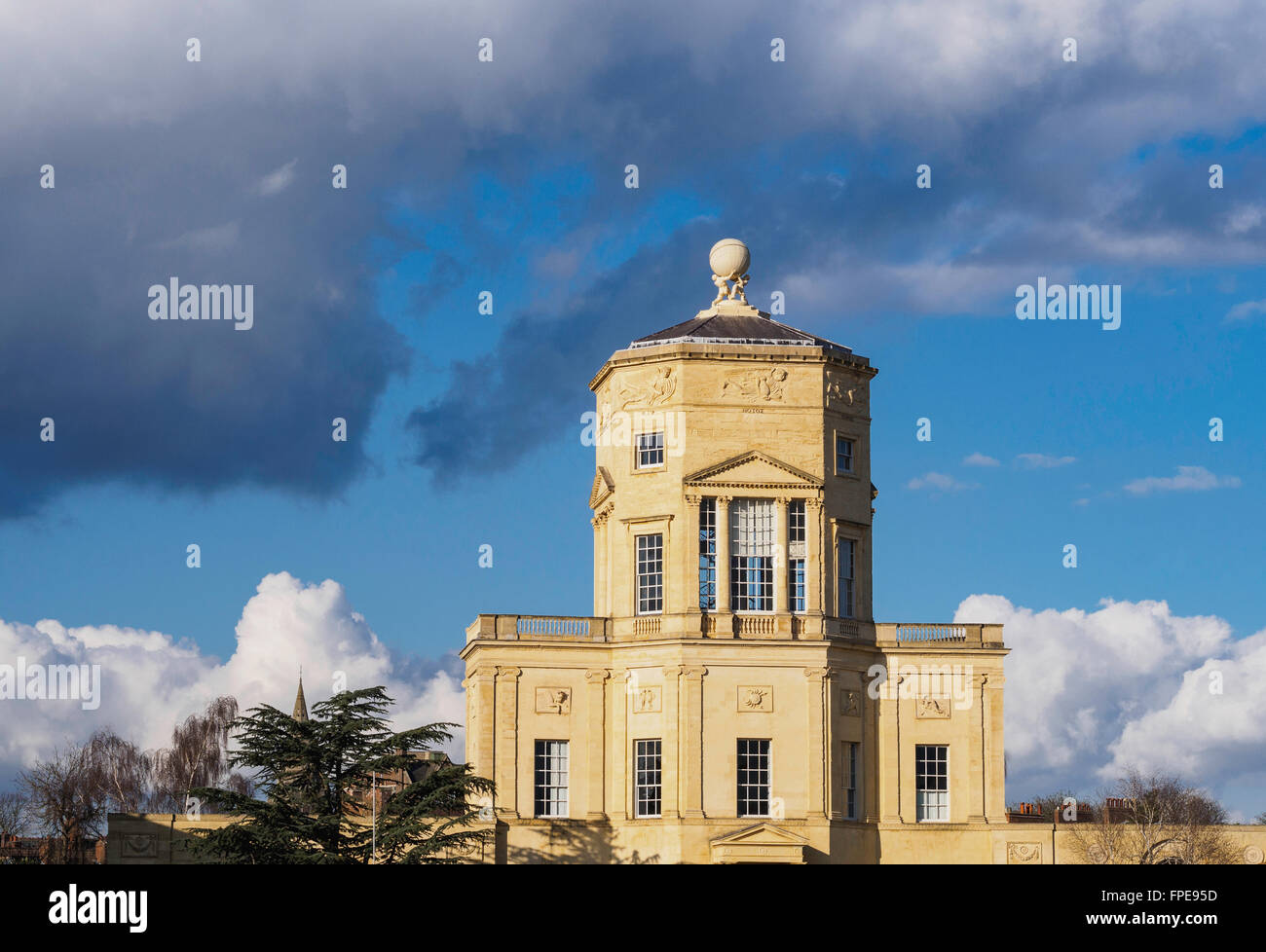 Ancien observatoire Radcliffe maintenant une partie de Green Templeton College Oxford University Angleterre UK Banque D'Images