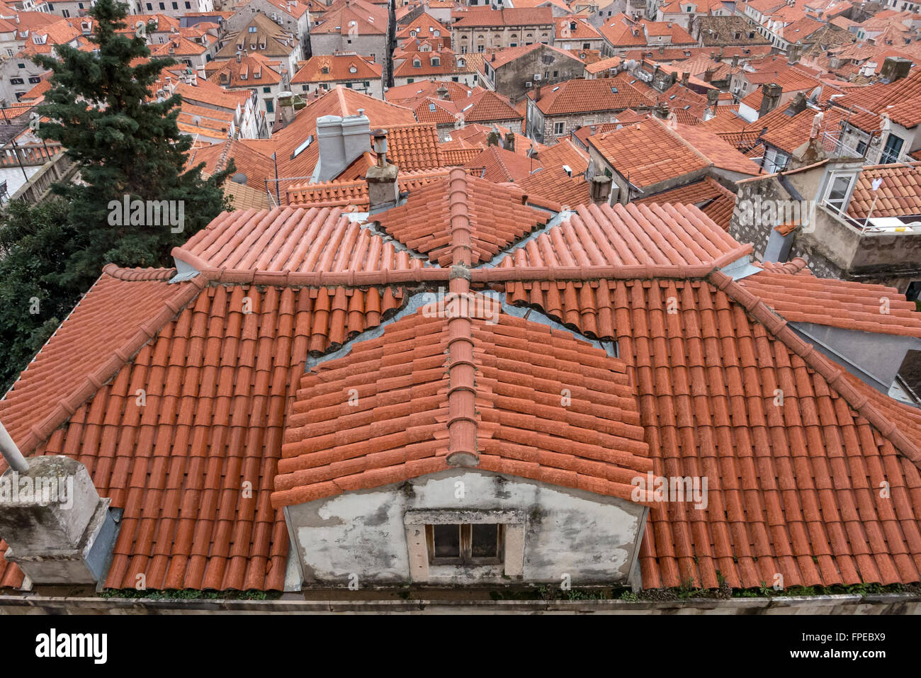 Toits de la vieille ville de Dubrovnik Banque D'Images