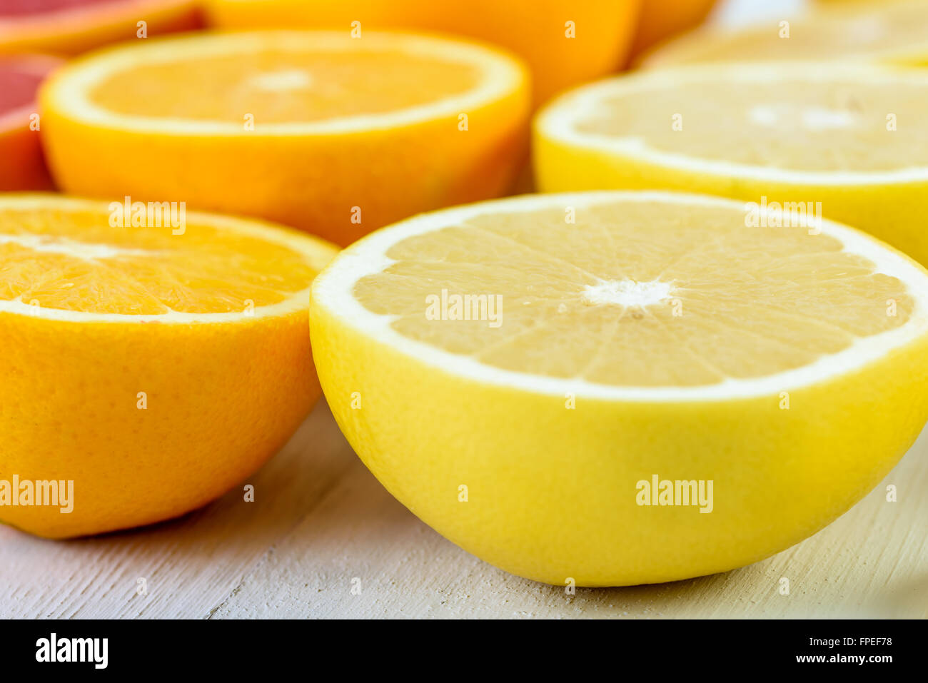 Les oranges rouges, oranges et Pamplemousse Tranches d'agrumes Banque D'Images Les oranges rouges, oranges et Pamplemousse Tranches d'agrumes Banque D'Images