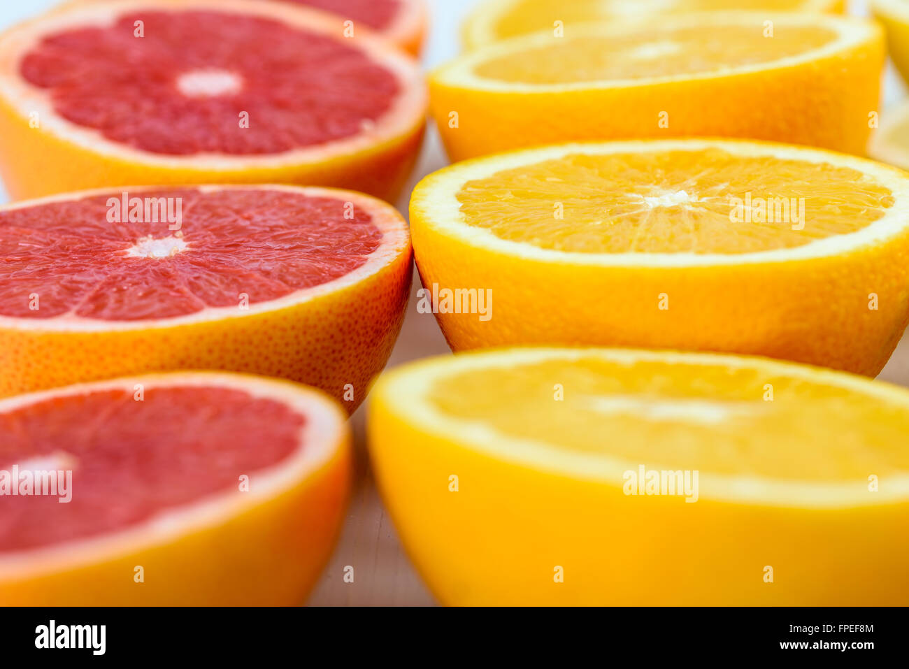 Les oranges rouges, oranges et Pamplemousse Tranches d'agrumes Banque D'Images Les oranges rouges, oranges et Pamplemousse Tranches d'agrumes Banque D'Images