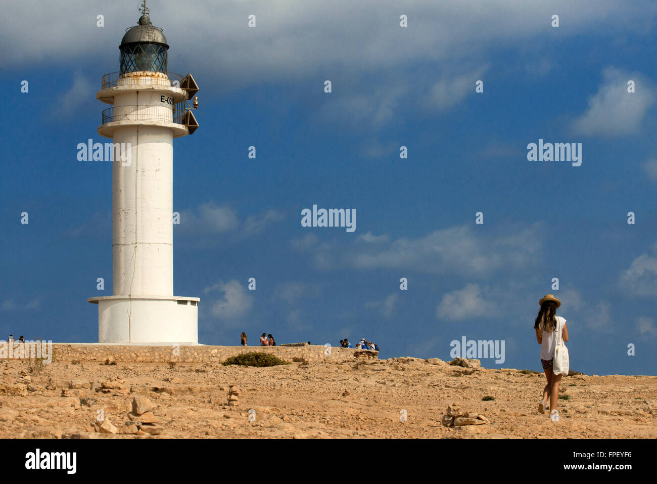 Phare du Cap de Barbaria, à Minorque, Îles Balears. L'Espagne. Phare du Cap de Barbaria formentera road. Banque D'Images