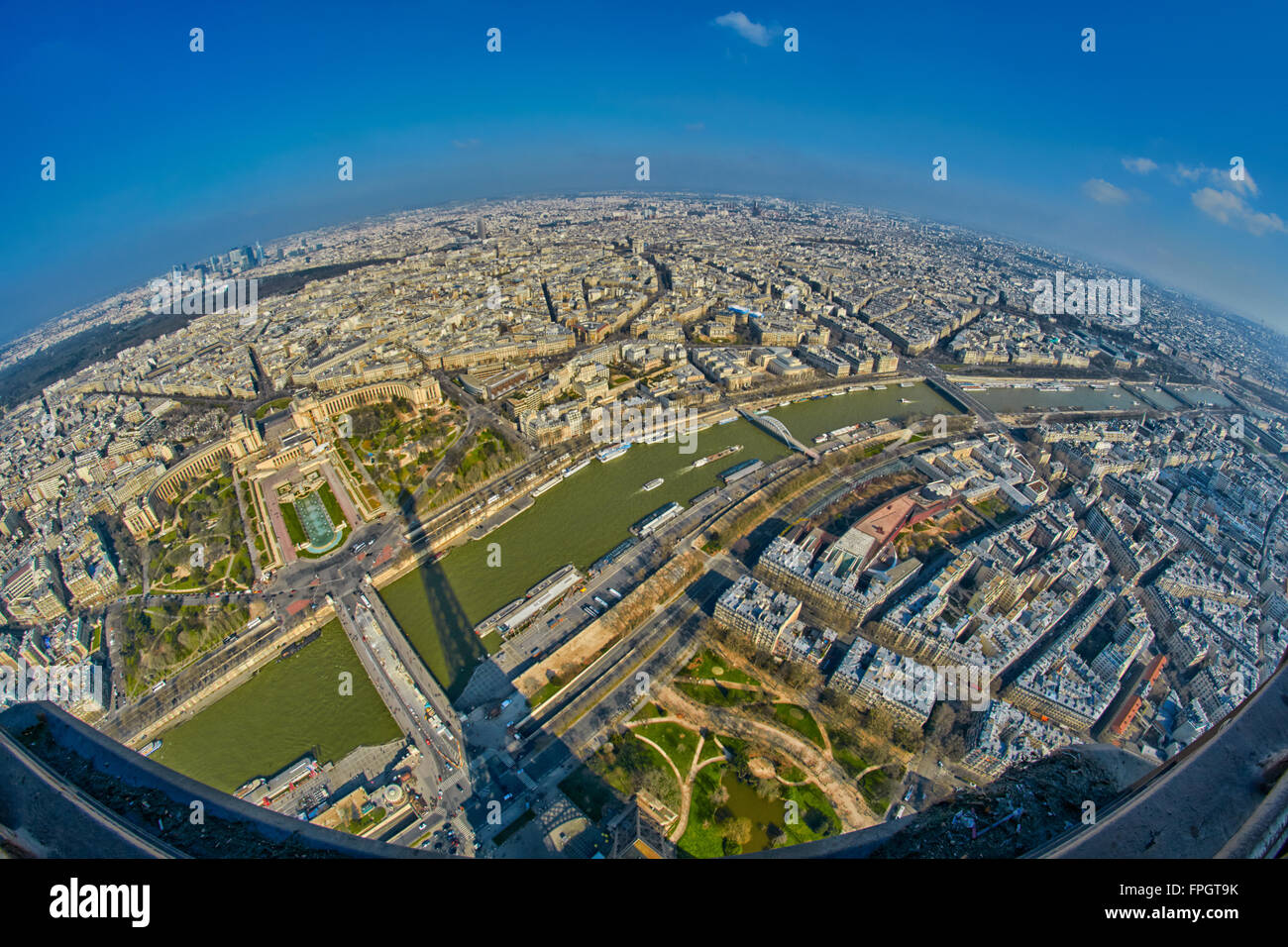 Vue panoramique du sommet de la Tour Eiffel, Paris, France Banque D'Images