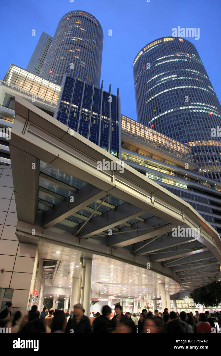 Le Japon, Nagoya, JR Central Towers, des gratte-ciel, l'architecture moderne, Banque D'Images