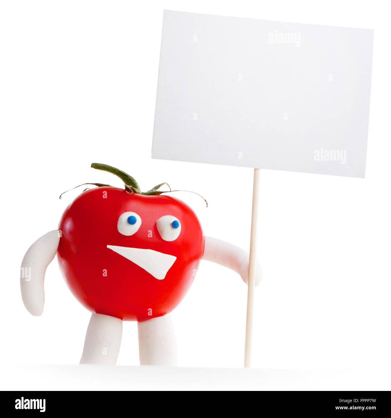 Mascotte tomate holding blank card isolé sur fond blanc Banque D'Images