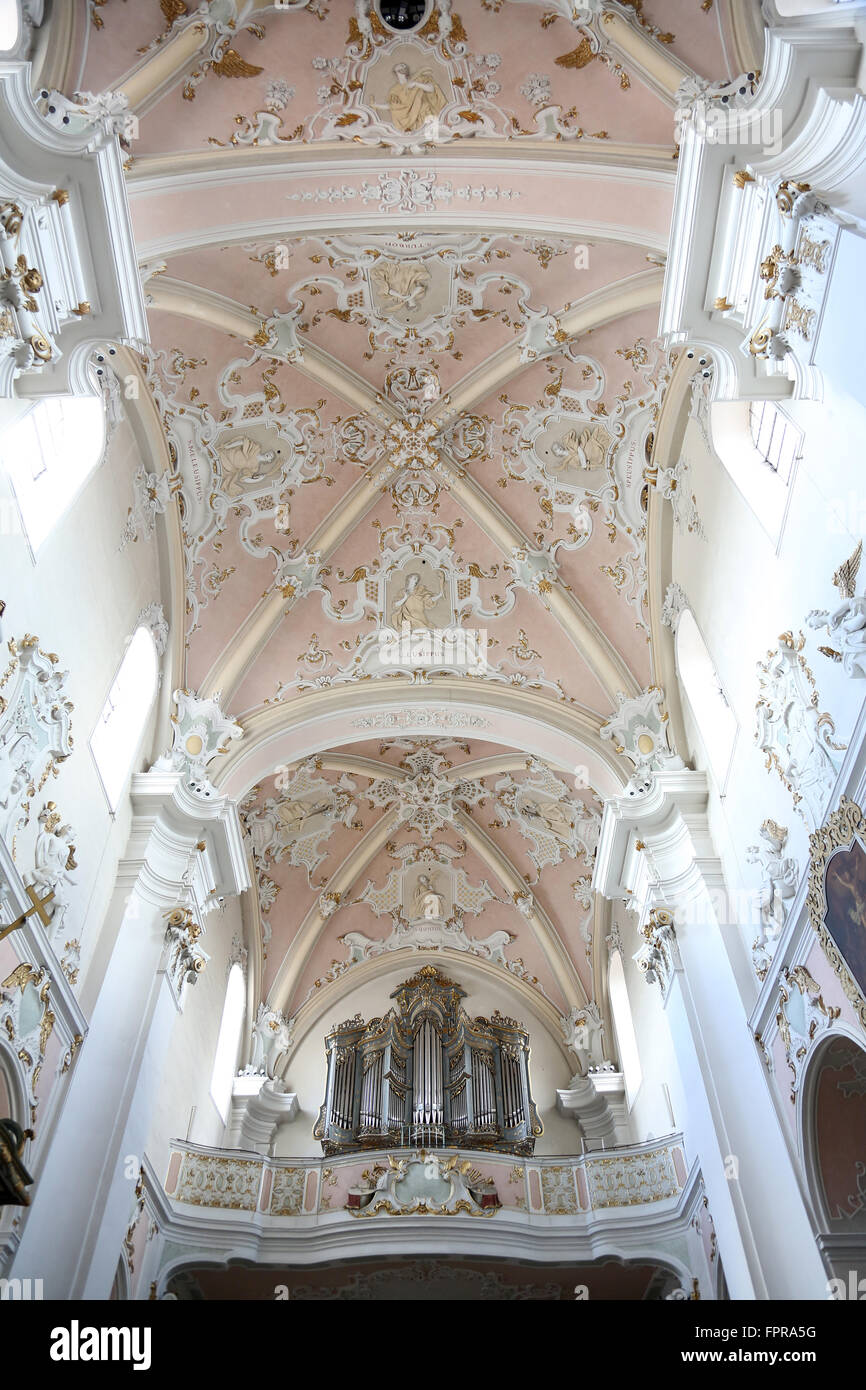 Basilique de St Vitus à Ellwangen, Allemagne le 07 mai, 2014. Banque D'Images