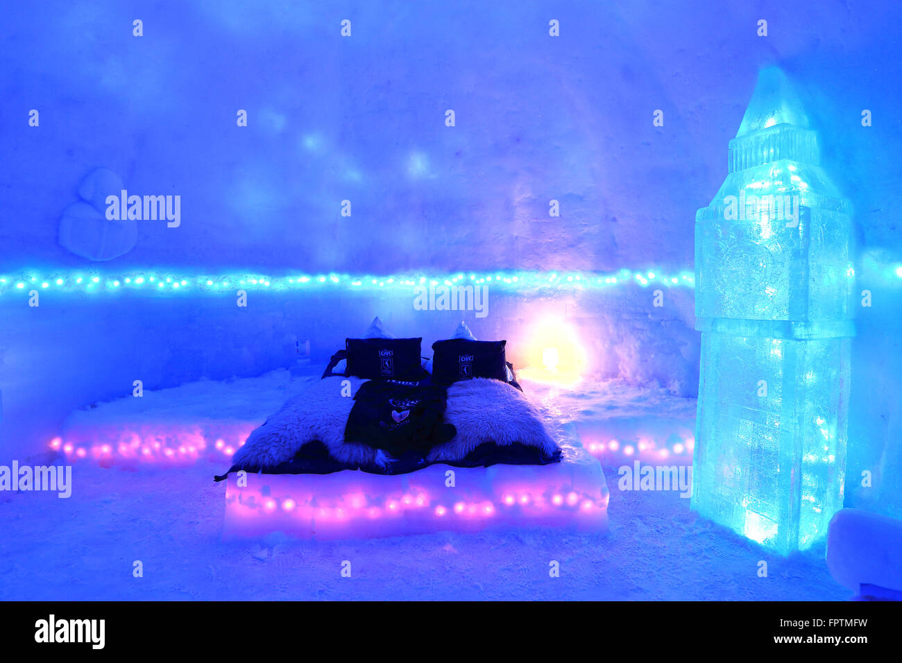 L'une des chambres de l'Hôtel de Glace de Balea Lac, dans les montagnes, Faragas, Transylvanie, Roumanie, Europe de l'Est Banque D'Images