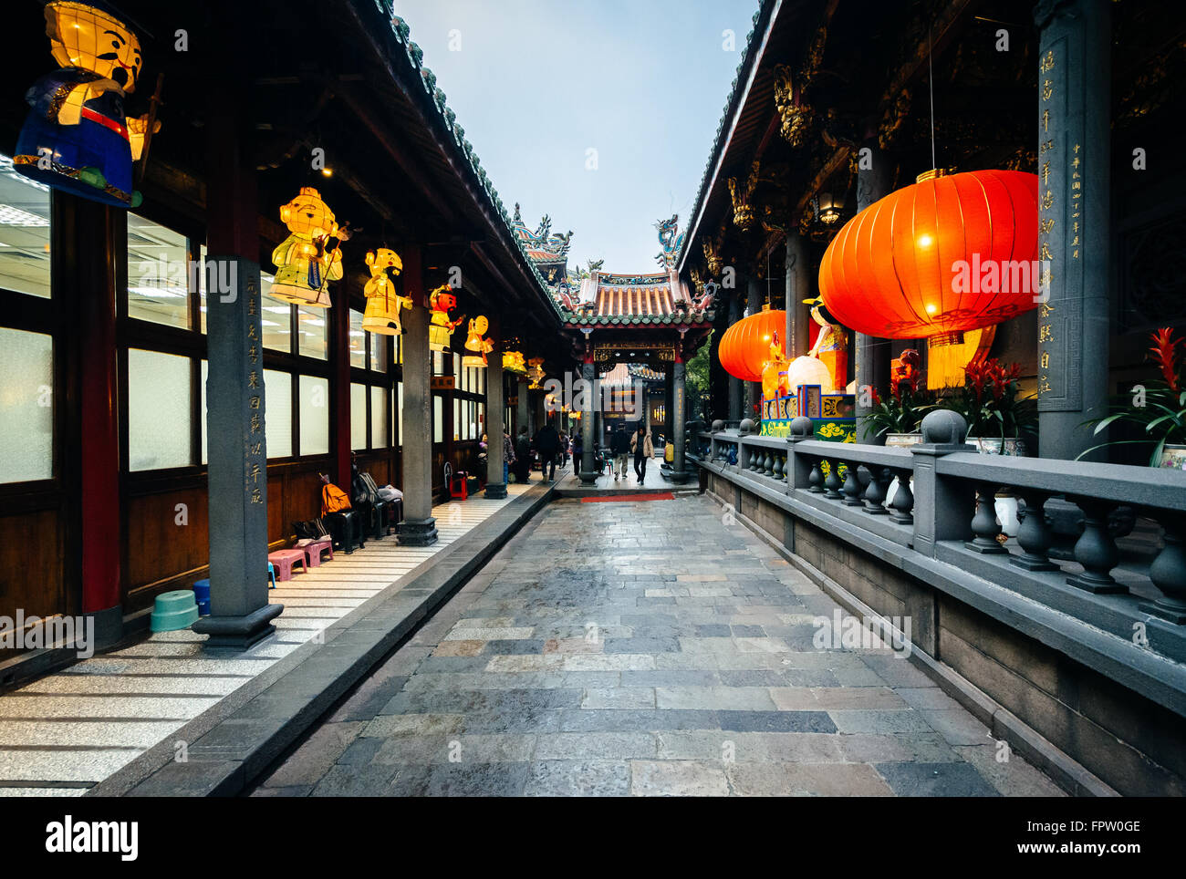 L'extérieur de la Temple de Longshan, à Taipei, Taiwan. Banque D'Images