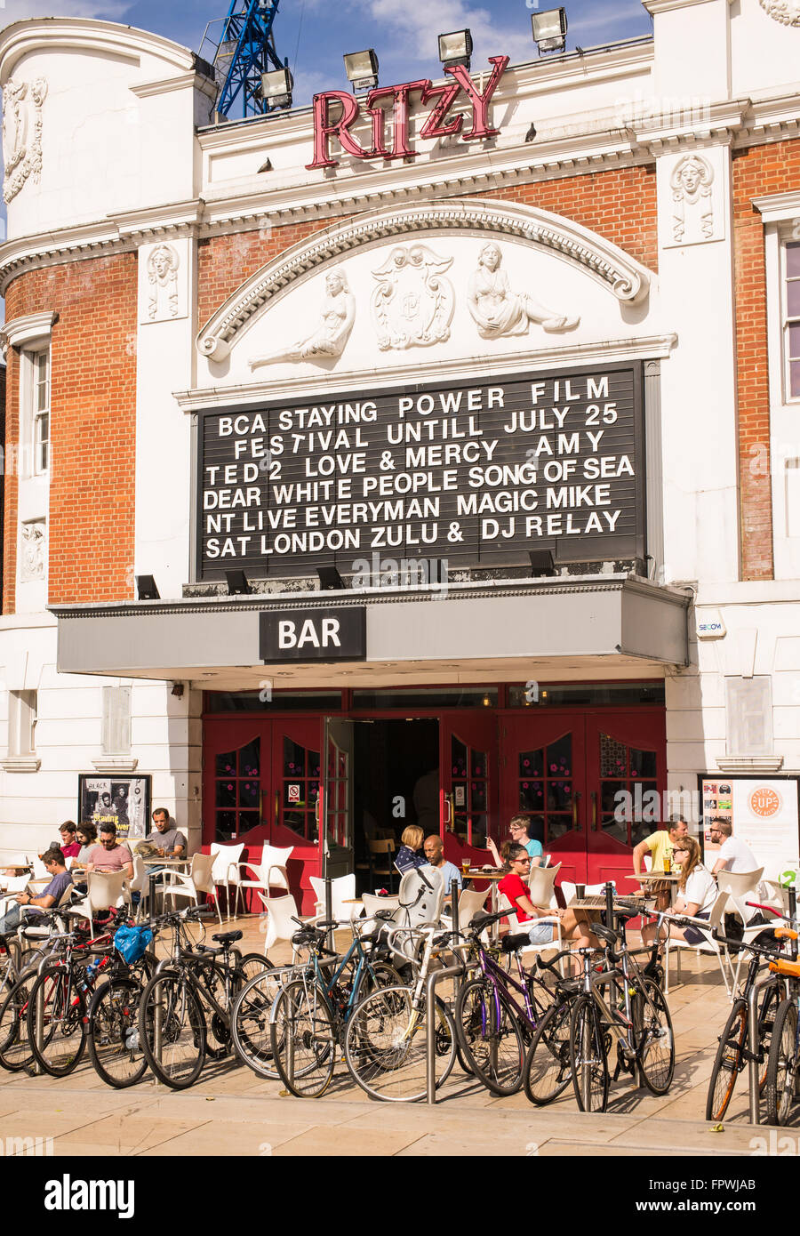 Le ritzy est un célèbre cinéma à Brixton, dans le sud de Londres, Royaume-Uni. Banque D'Images