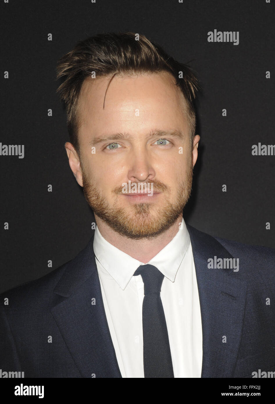 Premiere film 9 Triple Avec : Aaron Paul Où : Los Angeles, California, United States Quand : 17 févr. 2016 Banque D'Images