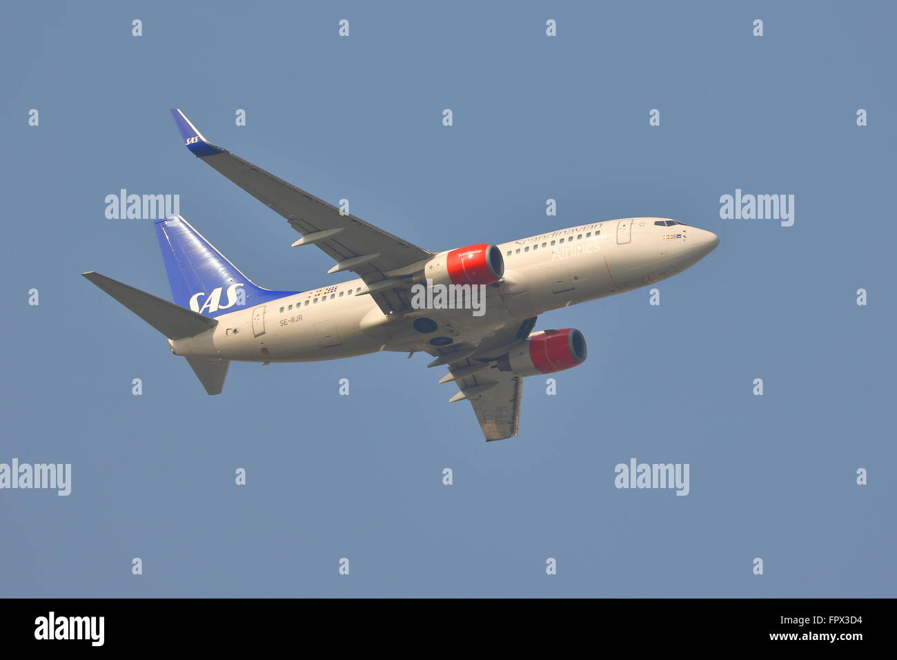 Scandinavian Airlines Airbus A320-232(WL) SE-RJR, au départ de l'aéroport de Heathrow Banque D'Images