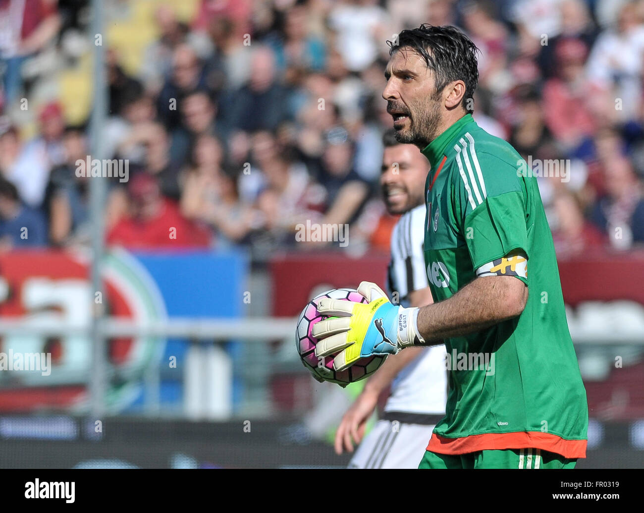 Turin, Italie. 20 mars, 2016. Gianluigi Buffon en action au cours de la série d'un match de football entre les FC et la Juventus de Turin au stade olympique de Turin, en Italie. Credit : Nicolò Campo/Alamy Live News Banque D'Images