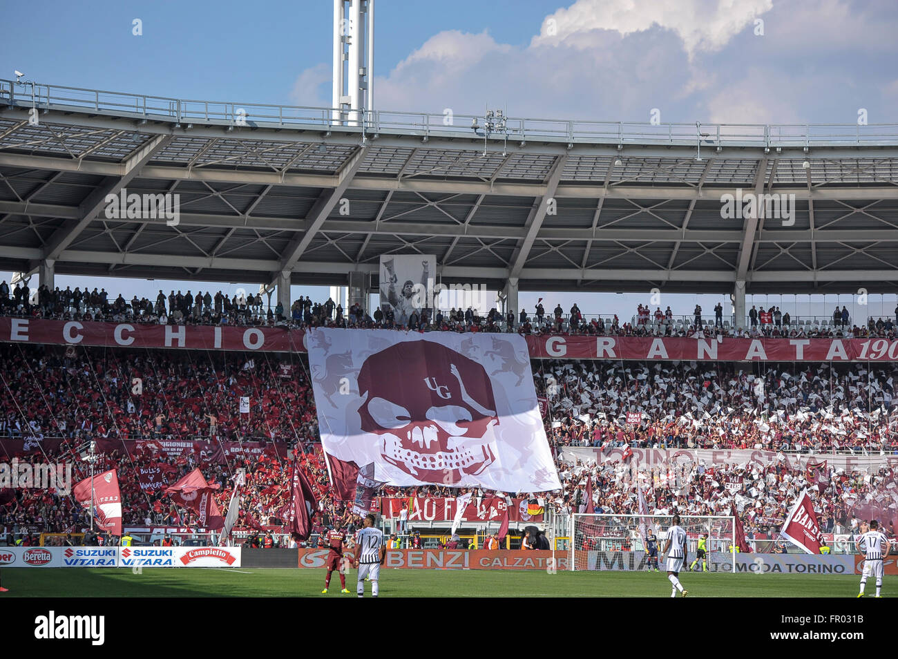 Turin, Italie. 20 mars, 2016. Les partisans du Torino FC pendant la série d'un match de football entre les FC et la Juventus de Turin au stade olympique de Turin, en Italie. Credit : Nicolò Campo/Alamy Live News Banque D'Images