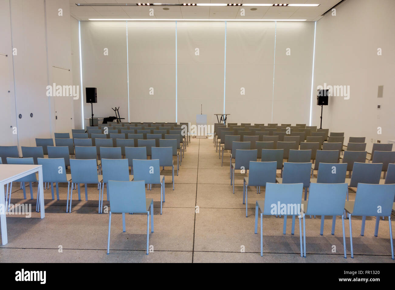 Tampa Florida, Waterfront Arts District, Tampa Museum of Art, salle de réunion, chaises, organisé, FL160211019 Banque D'Images