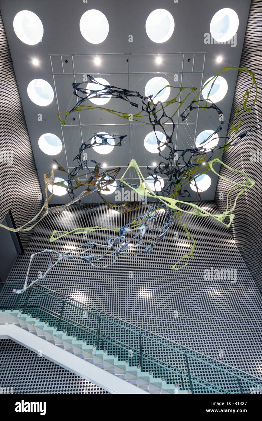 Tampa Florida, Waterfront Arts District, Tampa Museum of Art, intérieur, art, sculpture suspendue, Kiss & Tell, par Wolfgang Flad, FL160211024 Banque D'Images