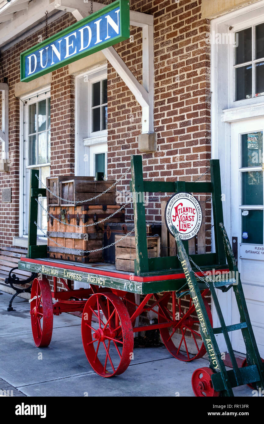 Florida Dunedin,main Street,Dunedin Historical Museum,ancienne gare,Cart,FL160212067 Banque D'Images