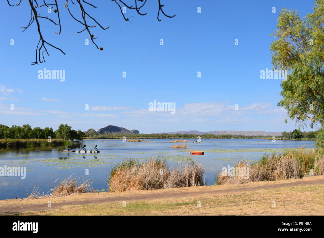 Le lac Kununurra par l'homme, Ord River, Australie occidentale Banque D'Images