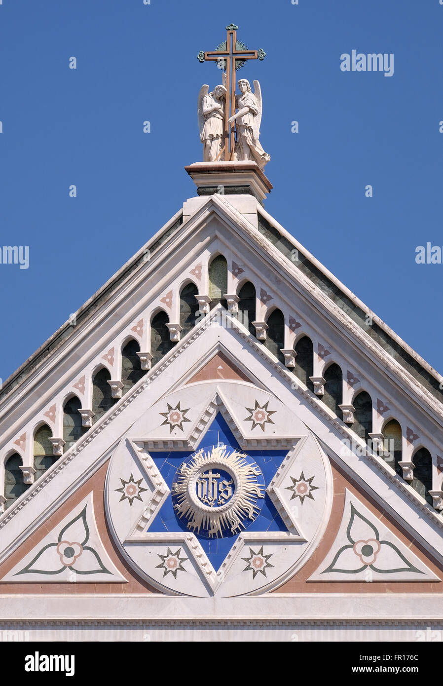 Signe d'IHS, Basilica di Santa Croce (Basilique de la Sainte Croix) - La célèbre église franciscaine à Florence, Italie Banque D'Images