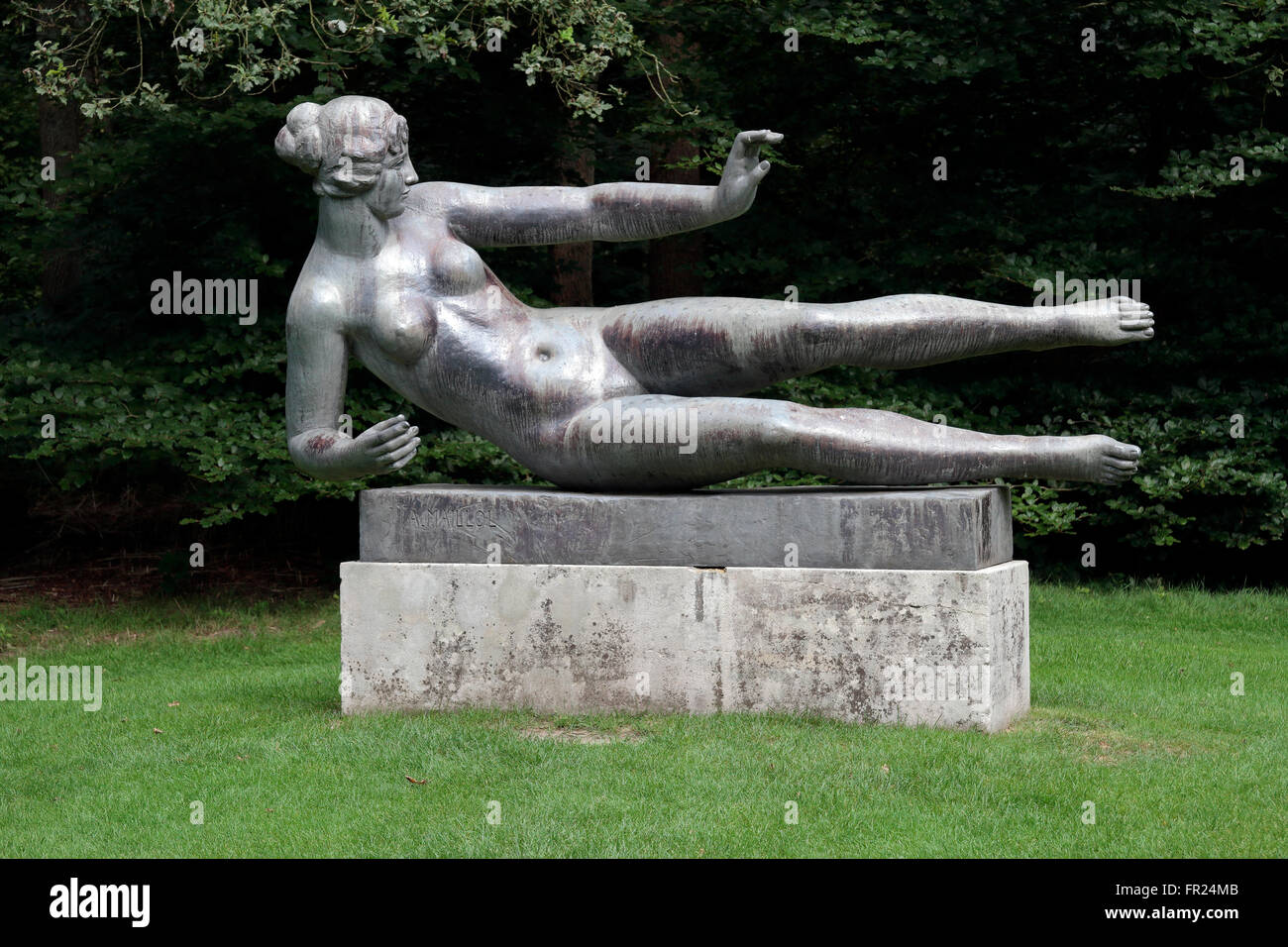 'L'Air' par Aristide Maillol dans la partie extérieure du musée Kröller-Müller, Otterlo, Pays-Bas. Banque D'Images