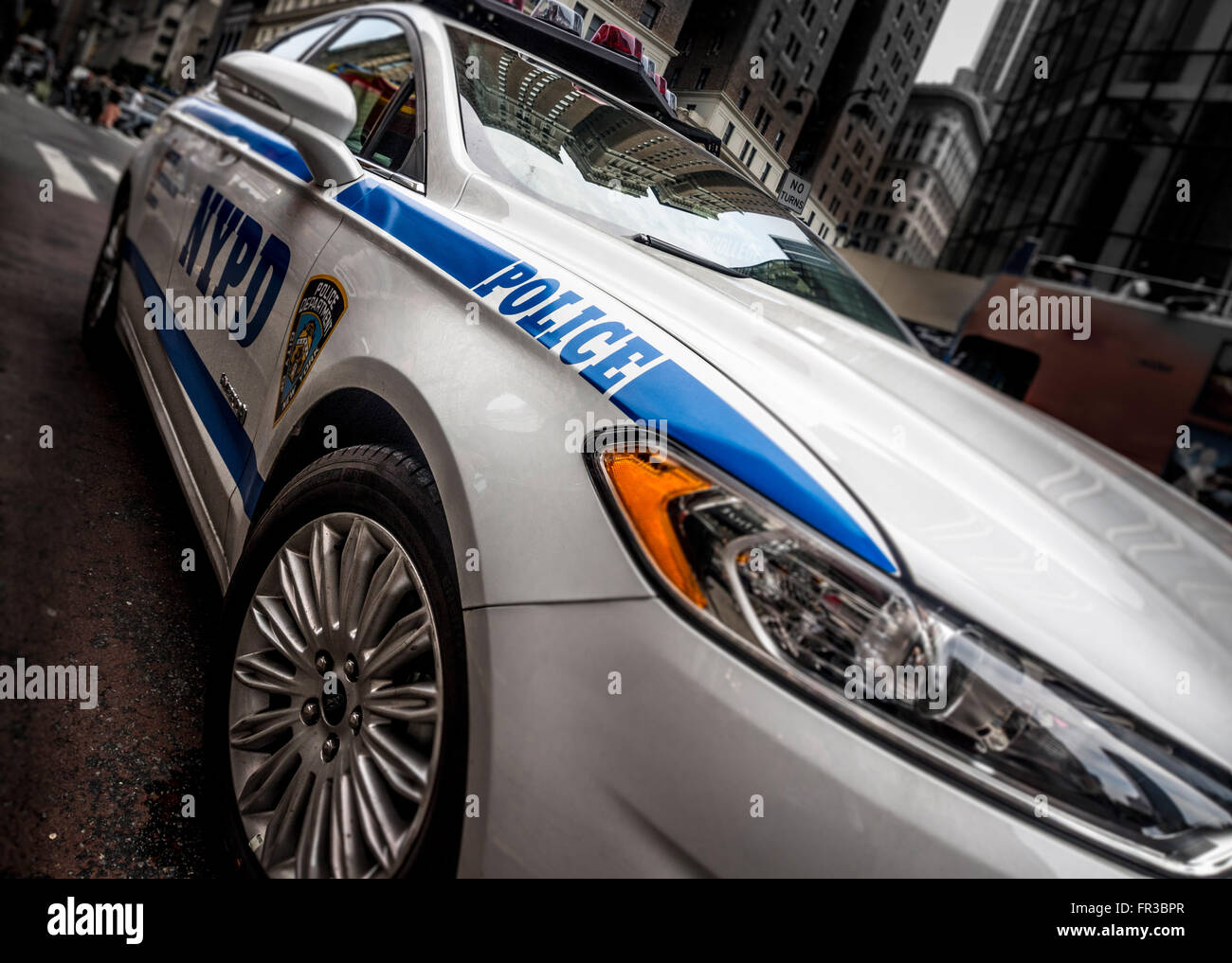Voiture de patrouille nypd Banque de photographies et d’images à haute ...