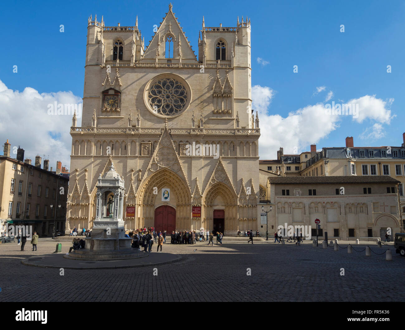 Cathédrale St Jean, place st Jean, Lyon, France Banque D'Images